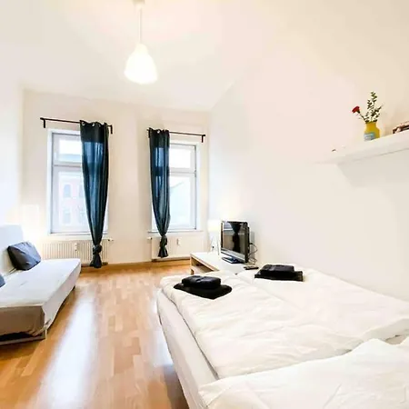 Wohnen Im Altbau In Der Leipziger Sudvorstadt - Direkt An Der Karli Appartement Leipzig