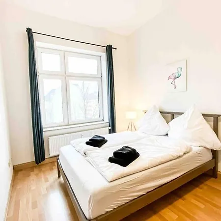 Wohnen Im Altbau In Der Leipziger Sudvorstadt - Direkt An Der Karli